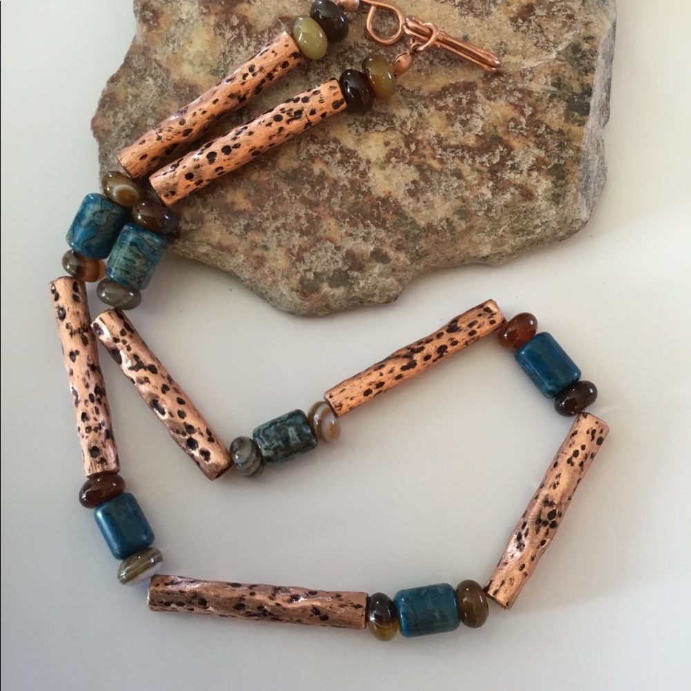 Hammered Copper Beads Blue Agate Necklace